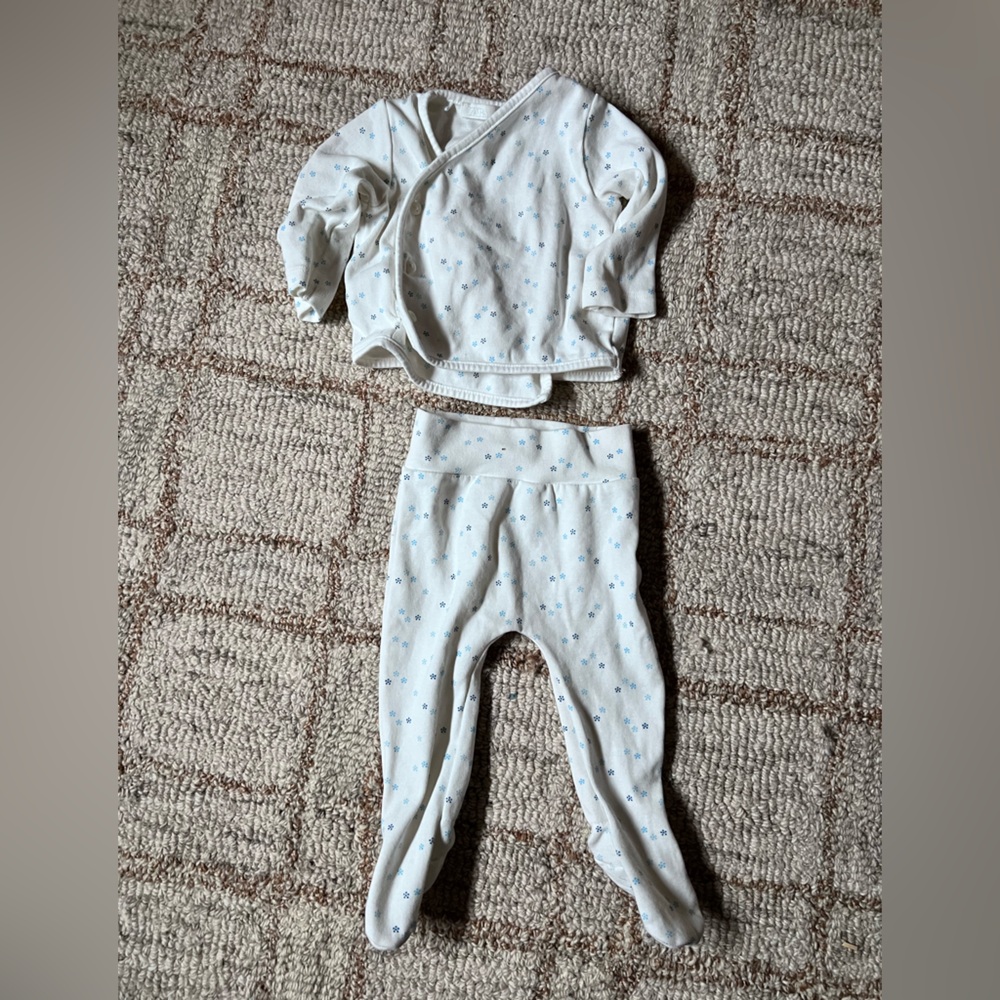 Zara Cream Baby Outfit with Blue snowflake ❄️ Accents
